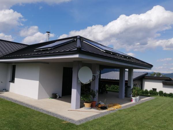 Solárny systém - zostava slnečných kolektorov CPC15 - so zásobníkom (4-7 osôb) - 5,04kW